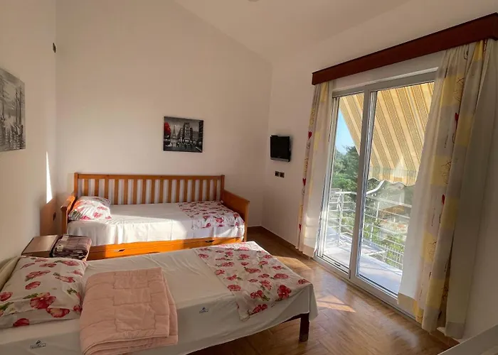Tatil Evi Garden Sunny Tale